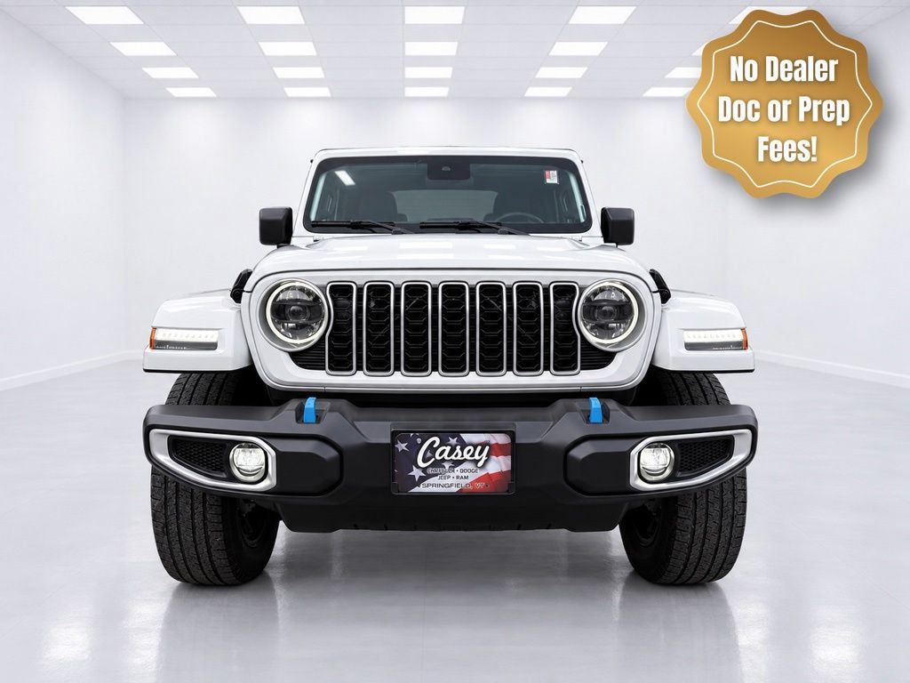 Used 2024 Jeep Wrangler Unlimited Sahara AWD/4WD image 2