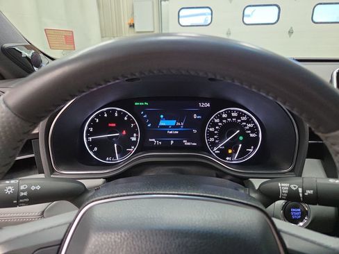 Used 2021 Toyota Avalon Limited w/ Advanced Safety Package AWD/4WD image 23