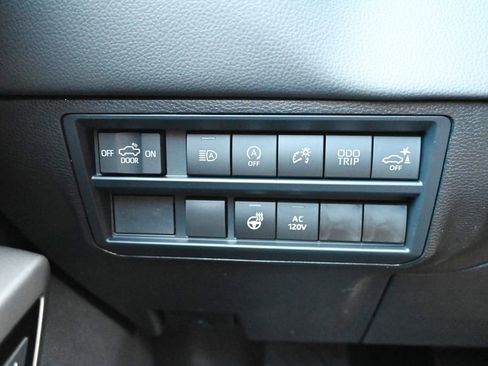 New 2026 Toyota Tundra Limited AWD/4WD image 25