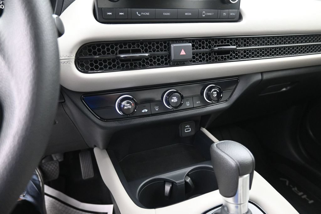 Certified 2025 Honda HR-V LX image 24