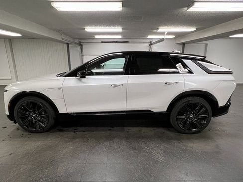 New 2025 Cadillac Lyriq Sport image 7