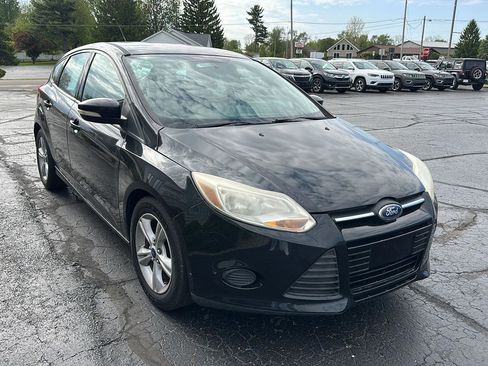 Used 2014 Ford Focus SE FWD image 4