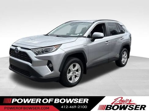 Used 2021 Toyota RAV4 XLE w/ Convenience Package AWD/4WD image 1
