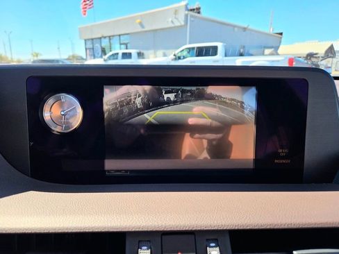 Used 2019 Lexus ES 350 350 w/ Premium Package image 32