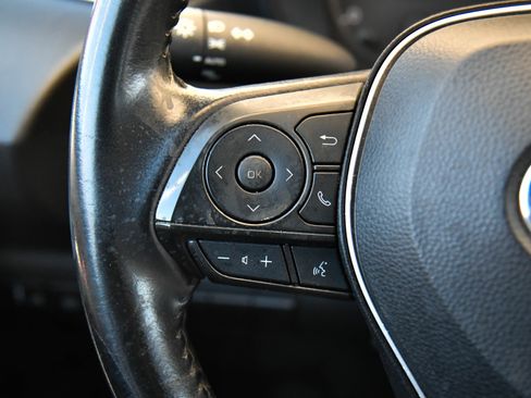 Used 2023 Toyota Corolla SE w/ SE Premium Package FWD image 32