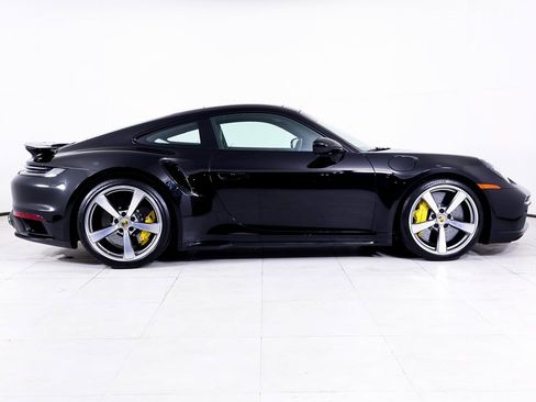 Certified 2021 Porsche 911 Turbo S image 28
