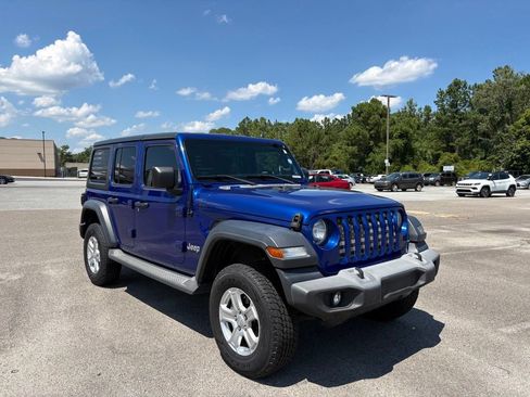 Used 2019 Jeep Wrangler Unlimited Sport S AWD/4WD image 5