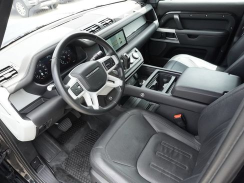 Used 2020 Land Rover Defender 110 HSE AWD/4WD image 18