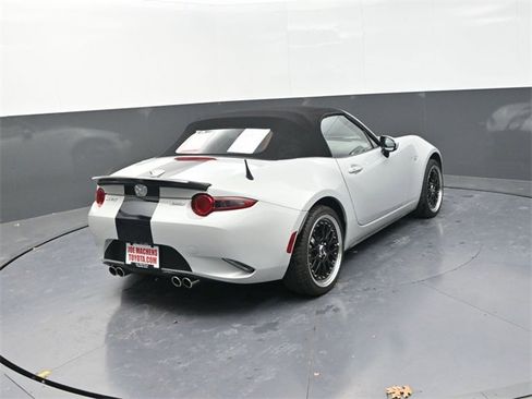 Used 2016 MAZDA MX-5 Miata Grand Touring image 7