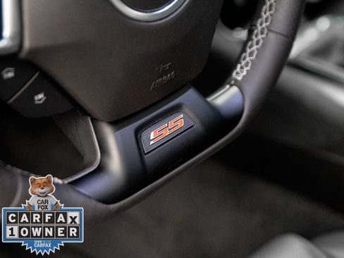 Used 2018 Chevrolet Camaro SS RWD image 22
