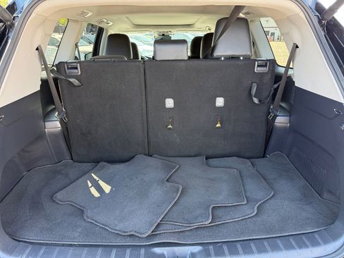 Certified 2025 Toyota Grand Highlander AWD image 29