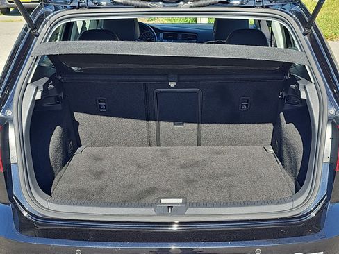 Used 2016 Volkswagen e-Golf SEL Premium image 12