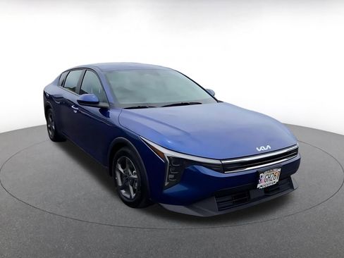 Used 2025 Kia K4 FWD image 3