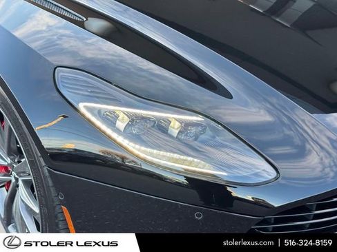 Used 2018 Aston Martin DB11 Coupe RWD image 4