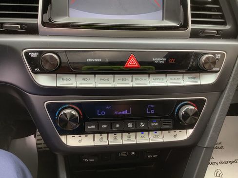 Used 2019 Hyundai Sonata Sport w/ Tech Package 03 FWD image 19