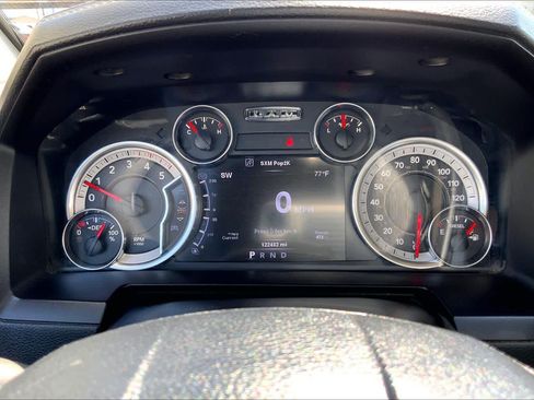 Used 2014 RAM 2500 Laramie w/ Convenience Group AWD/4WD image 26