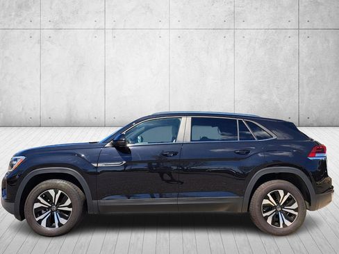 Used 2026 Volkswagen Atlas Cross Sport SE image 8