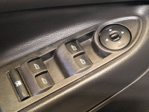 Used 2018 Ford Escape SE FWD image 27