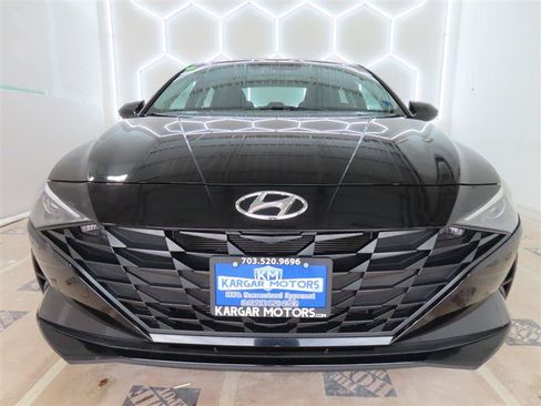 Used 2023 Hyundai Elantra SEL FWD image 3