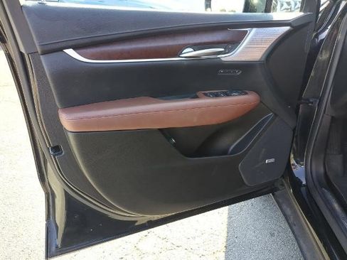Certified 2023 Cadillac XT5 Premium Luxury w/ LPO, Floor Liner Package AWD/4WD image 7