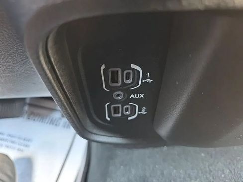 Used 2022 RAM 1500 Big Horn AWD/4WD image 28