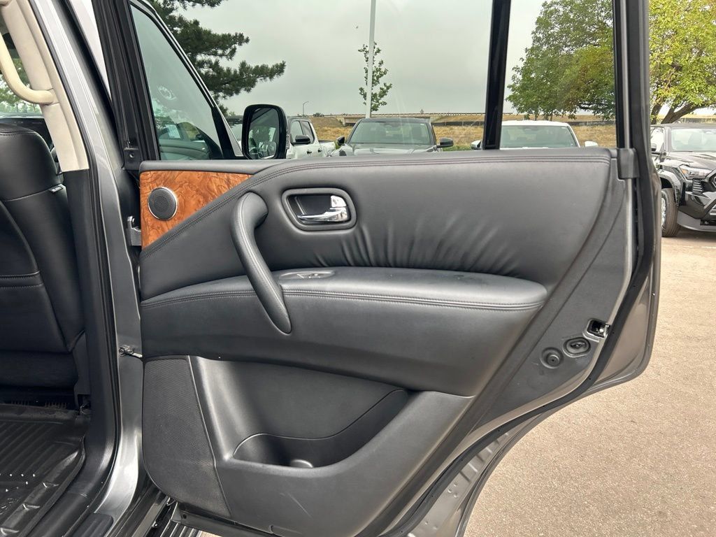 Used 2024 Nissan Armada SL AWD/4WD image 13