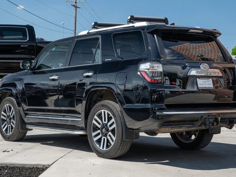 Used 2018 Toyota 4Runner Limited AWD/4WD image 5