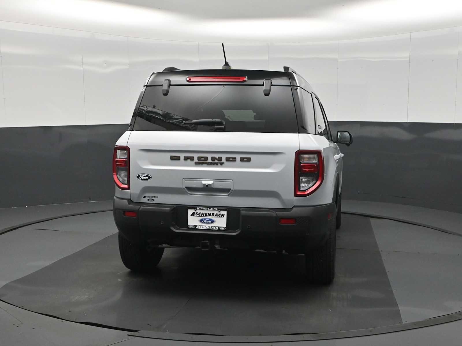 New 2026 Ford Bronco Sport Badlands w/ Bronze Package AWD/4WD image 8