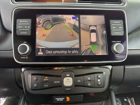 Certified 2023 Nissan Leaf SV Plus image 25
