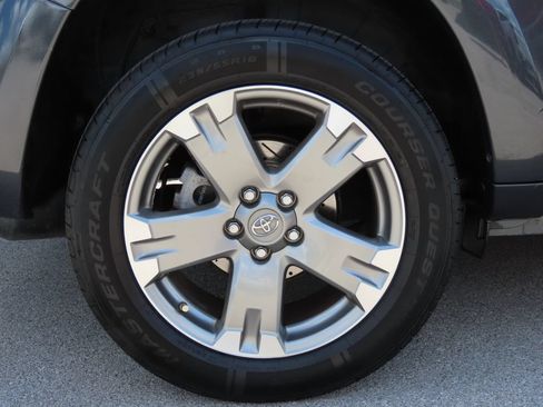 Used 2011 Toyota RAV4 Sport w/ Sport Extra Value Pkg AWD/4WD image 18