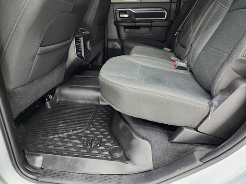 Used 2024 RAM 2500 Big Horn w/ Night Edition image 33