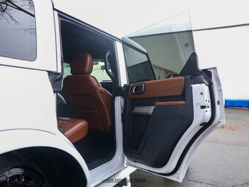 Used 2023 Ford Bronco Outer Banks image 35