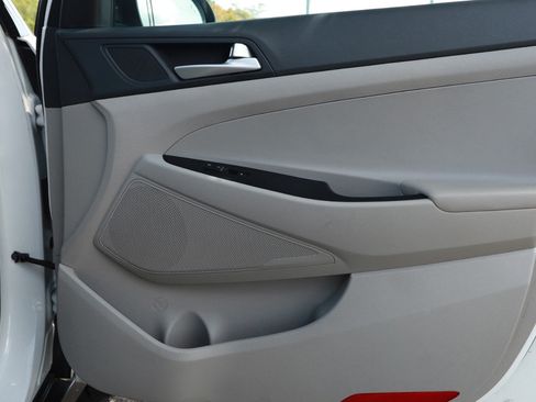 Used 2019 Hyundai Tucson SEL AWD/4WD image 32
