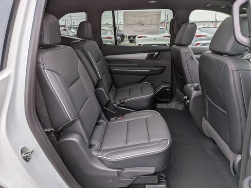 New 2026 Buick Enclave Preferred image 27