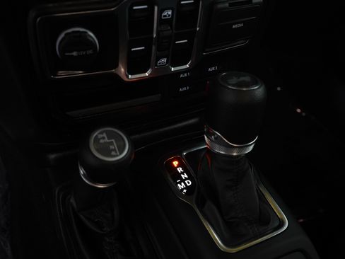 Used 2023 Jeep Wrangler Unlimited Sport AWD/4WD image 27