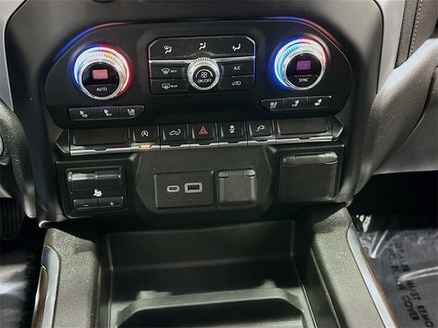 Used 2021 GMC Sierra 1500 SLT image 15