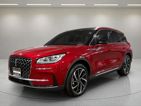 Certified 2023 Lincoln Corsair Reserve w/ Equipment Group 202A image 19