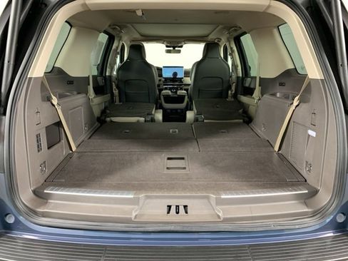 Used 2023 Lincoln Navigator Reserve image 34