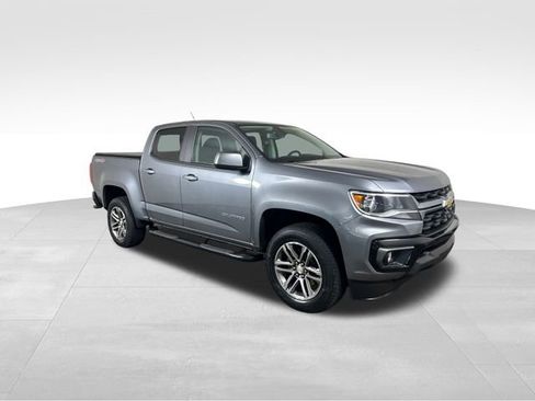 Used 2022 Chevrolet Colorado LT w/ LT Convenience Package image 8