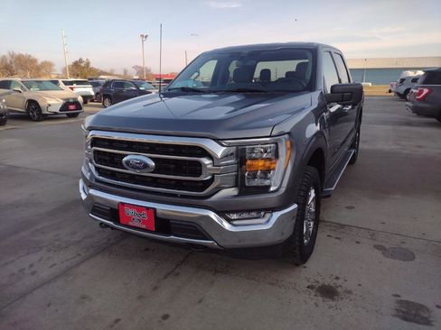 Used 2022 Ford F150 XLT w/ Equipment Group 302A High AWD/4WD image 2