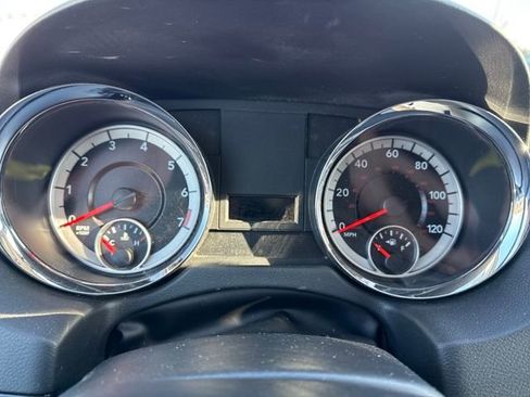 Used 2018 Dodge Grand Caravan SE w/ Power Convenience Group I image 18