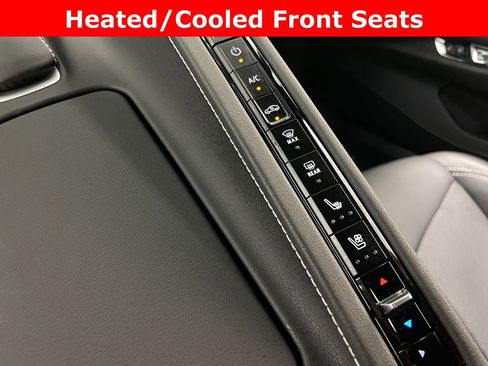 Used 2021 Chevrolet Corvette Stingray Preferred Cpe w/ Battery Protection Package RWD image 9