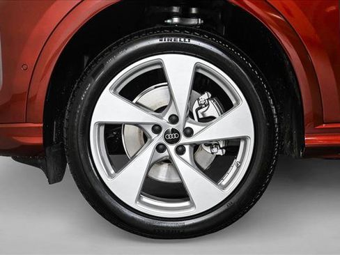 New 2025 Audi Q5 Premium Plus image 24