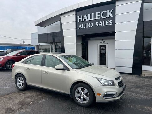 Used 2016 Chevrolet Cruze LT image 19