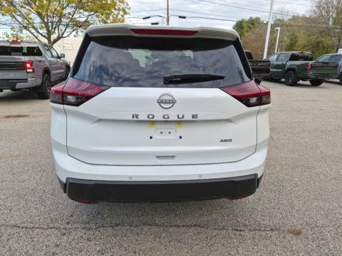 New 2026 Nissan Rogue SV image 7