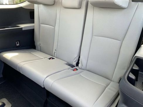 New 2026 Toyota Grand Highlander Limited image 8