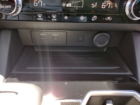 New 2026 Mitsubishi Outlander SE AWD/4WD image 24
