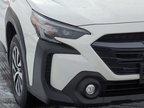 Used 2023 Subaru Outback Premium image 10