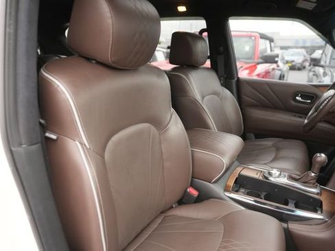 Used 2015 INFINITI QX80 Limited w/ All Season Package image 22