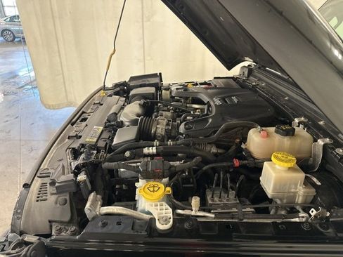 Used 2021 Jeep Gladiator Overland image 41